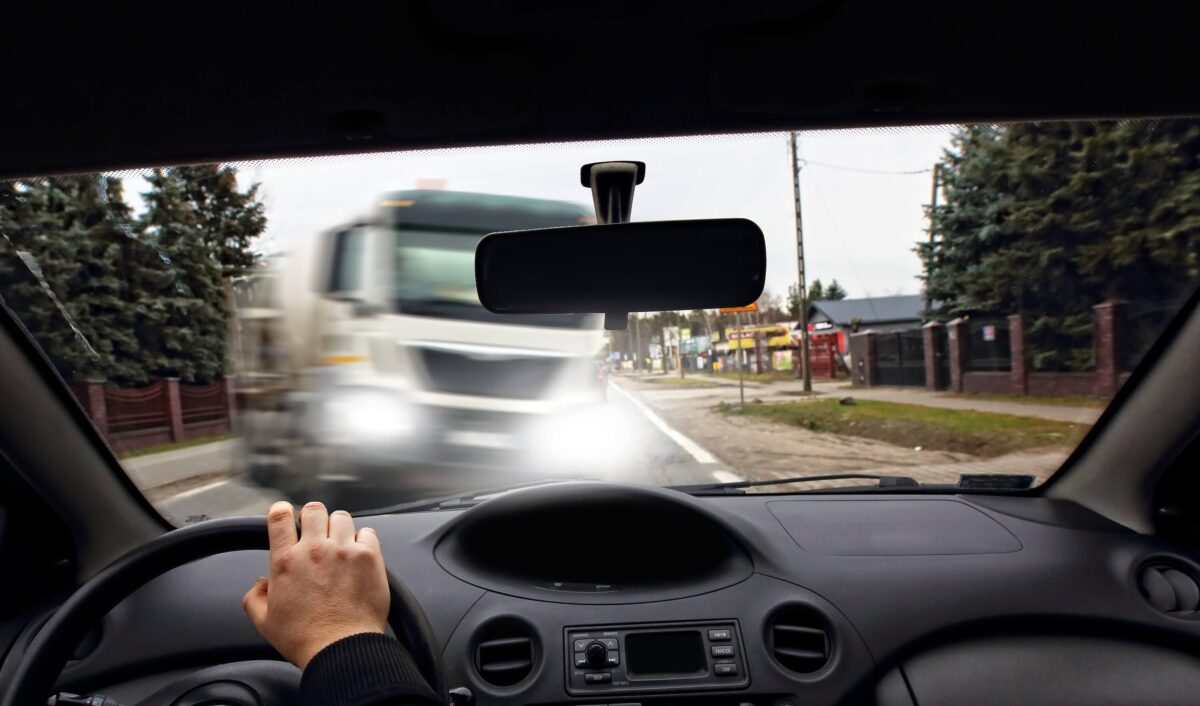 Head-on collision of a truck with a car Head-on collision of a truck with a car